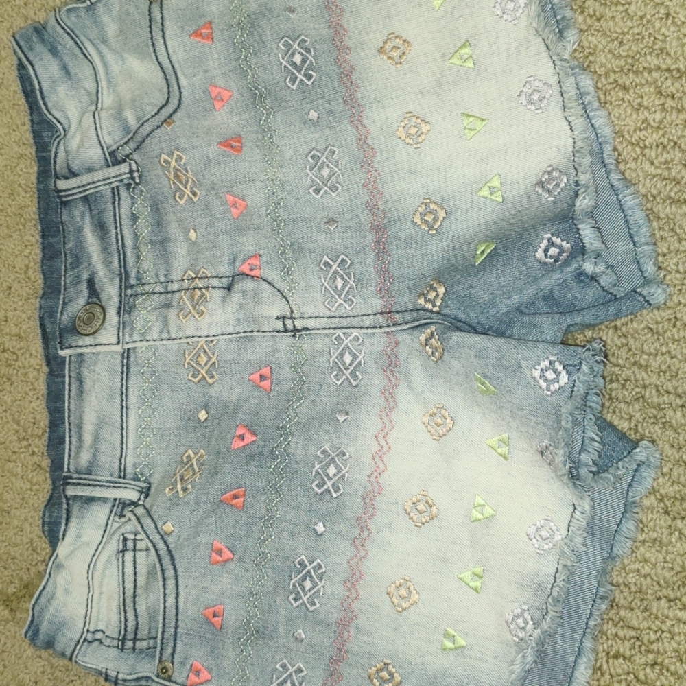 Girls Stretchy Embroidered Jean Shorts